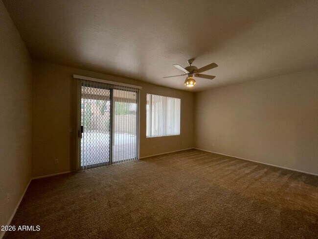 Building Photo - 7140 E Medina Ave