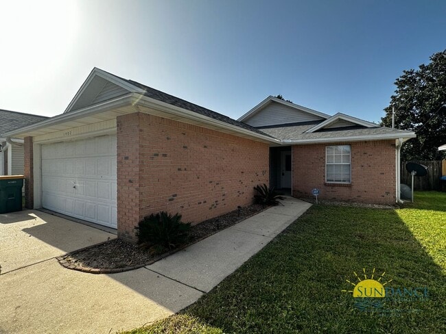 Building Photo - Beautiful 3 Bedroom Home in Fort Walton Beach!