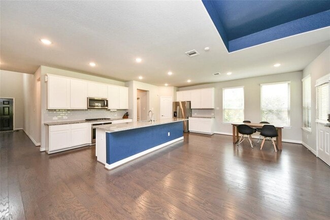 Building Photo - 120 Chestnut Run Ct
