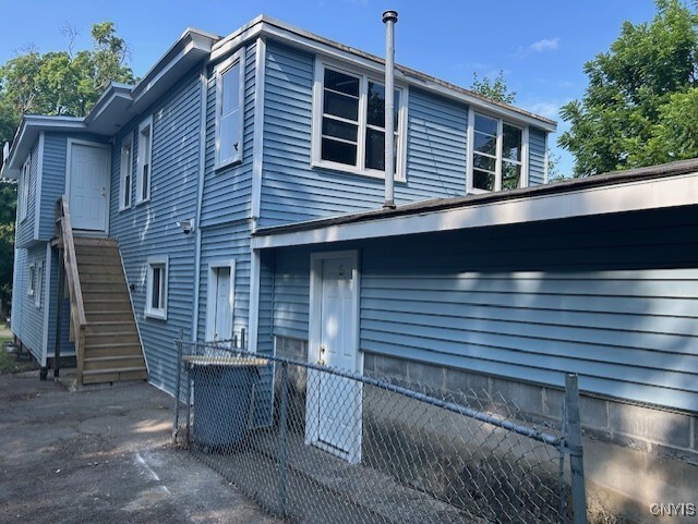 Building Photo - 408 2nd N St