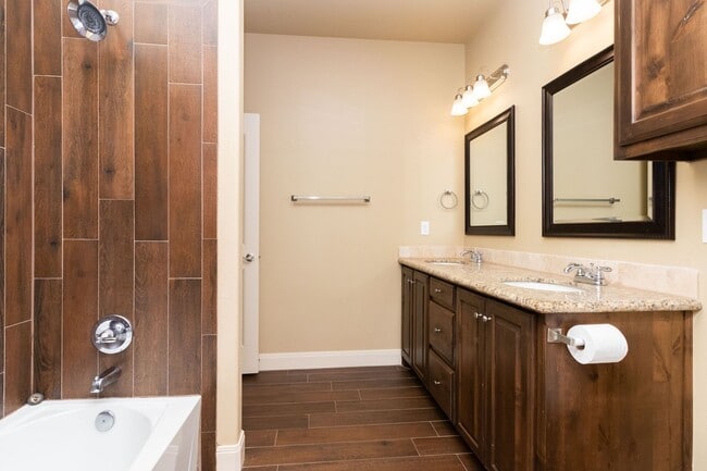 Building Photo - 9635 Mossberg St