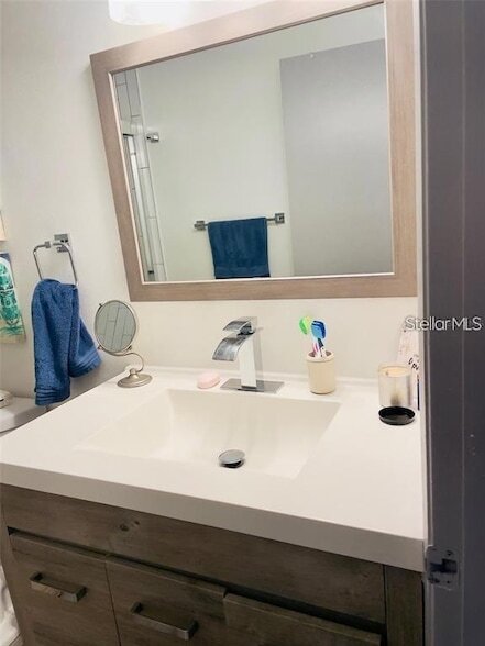 Building Photo - 2500 Woodgate Blvd