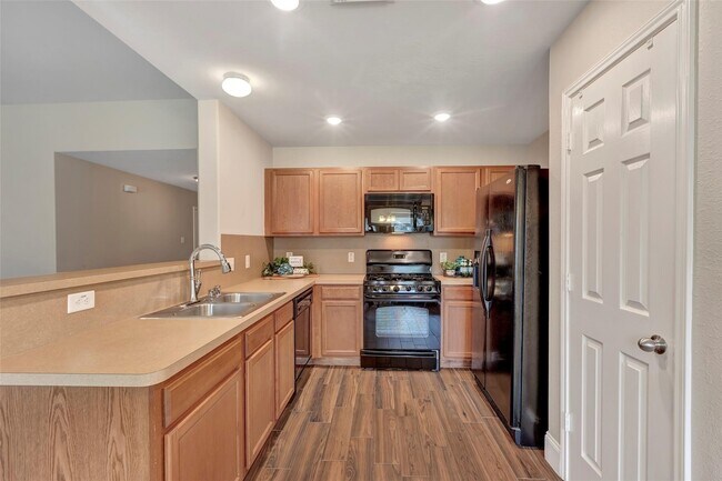 Building Photo - 10439 Hamlet Vale Ct