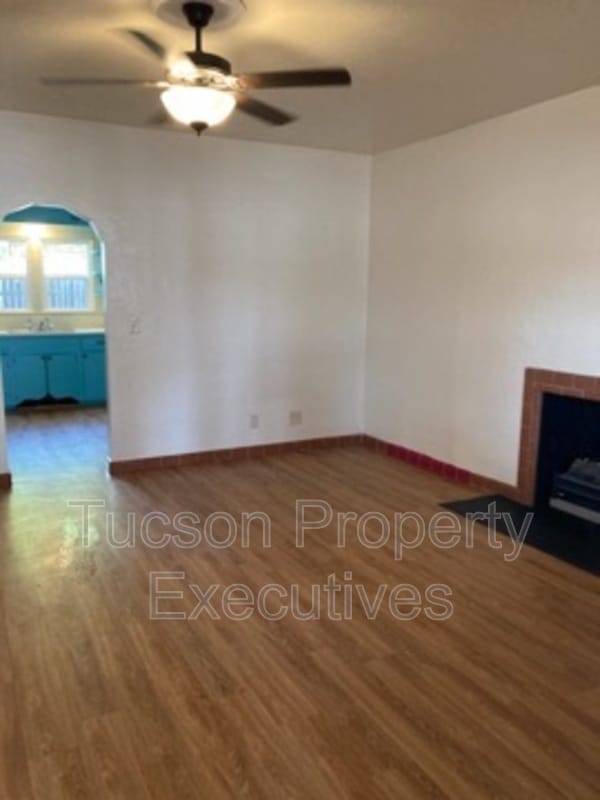 Building Photo - 3350 N Chapel Ave