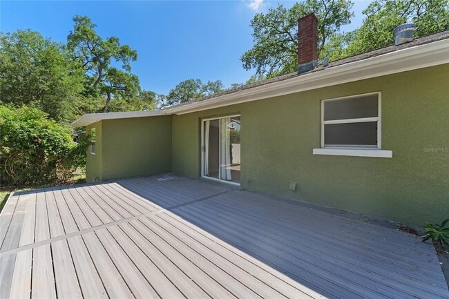 Building Photo - 4939 Woodland Dr