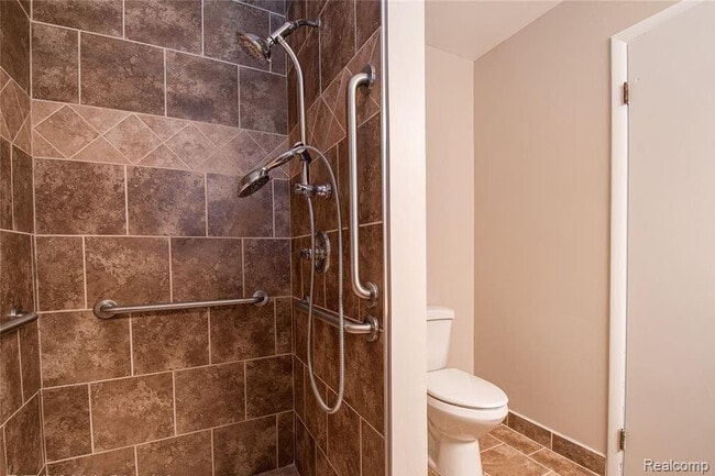 Building Photo - 22734 Chestnut Tree