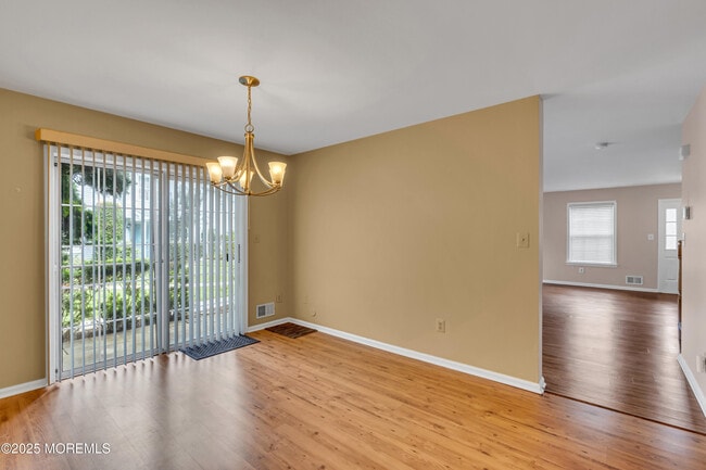 Building Photo - 424 Indigo Ct