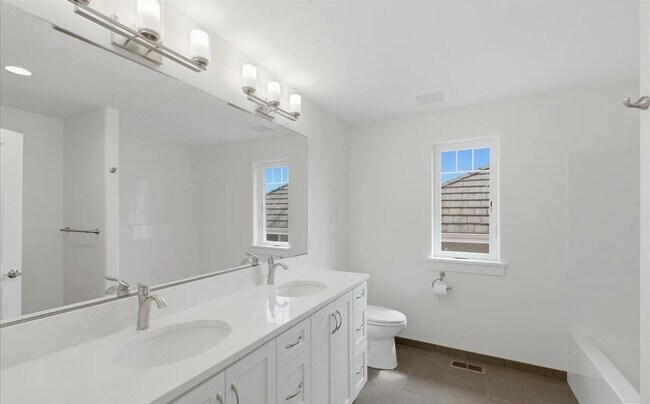 Building Photo - Spacious Custom Built Home in NW Corvallis