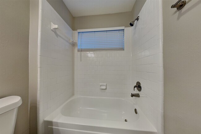 Building Photo - 14626 Cypress Falls Dr