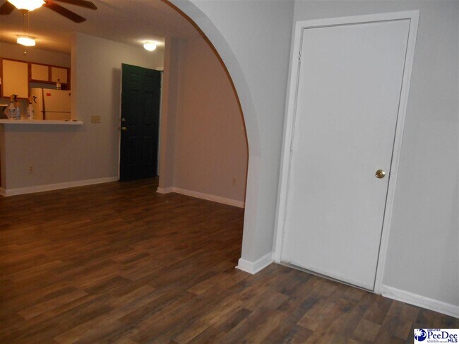 Building Photo - 711 Coventry Ln