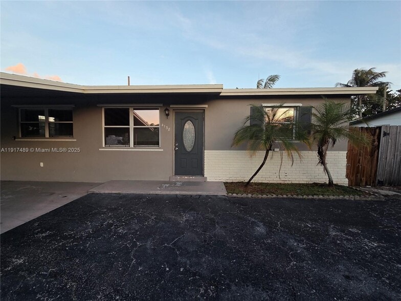 Building Photo - 4138 NW 12th Ter