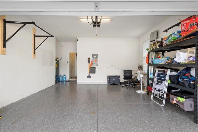 Building Photo - 5004 Skyview Ln