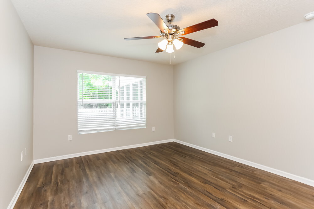 Building Photo - 3703 Summit Oaks Dr