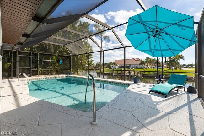 Building Photo - 1932 SE 9th Terrace