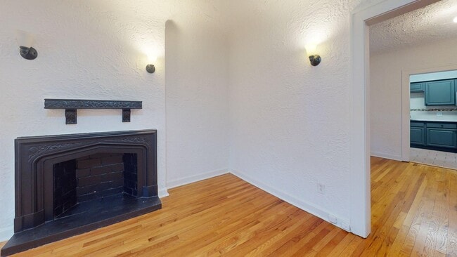 Interior Photo - Moreland Place