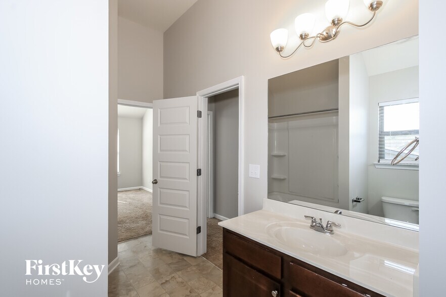 Building Photo - 3823 Okefenokee Rdg