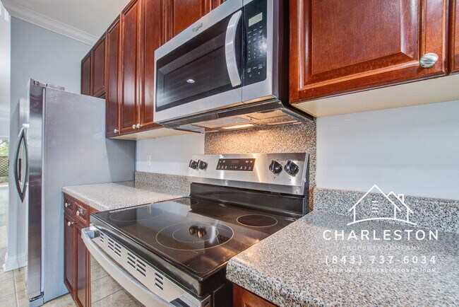 Building Photo - 4902 Lake Palmetto Ln