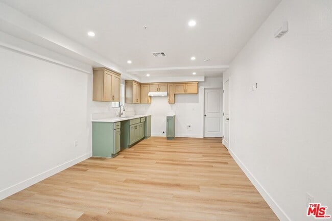 Building Photo - 1185 Leighton Ave