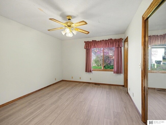 Building Photo - 5763 N 130th St