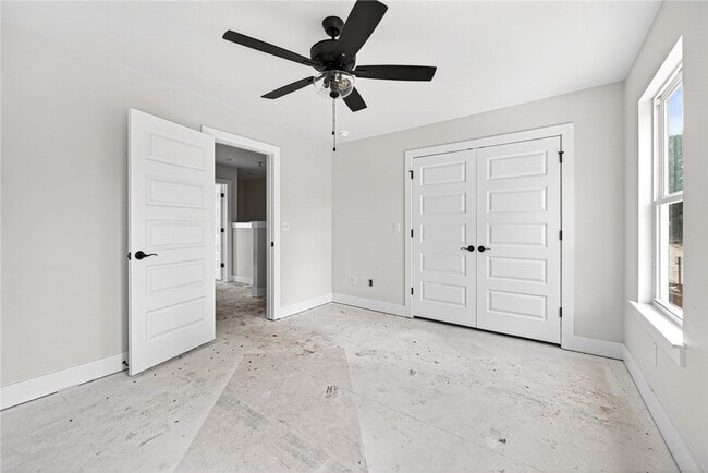 Building Photo - 1410 S Yampa Bnd