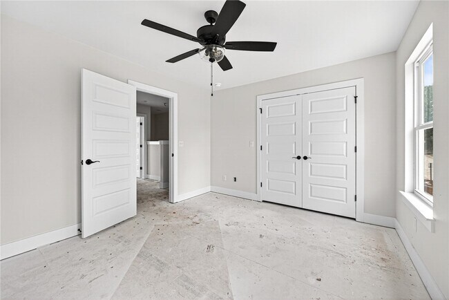 Building Photo - 1467 S Yampa Bnd