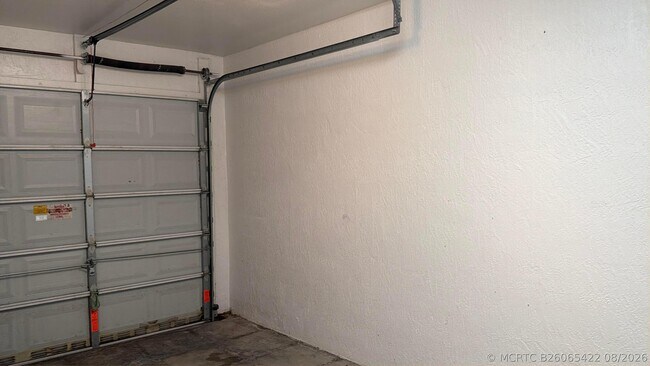 Building Photo - 4673 SW 75th Way