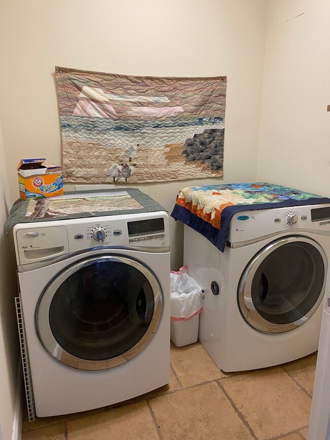 Building Photo - 149 Bowen Farm Rd