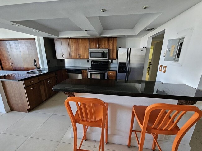 Building Photo - 2401 Collins Ave