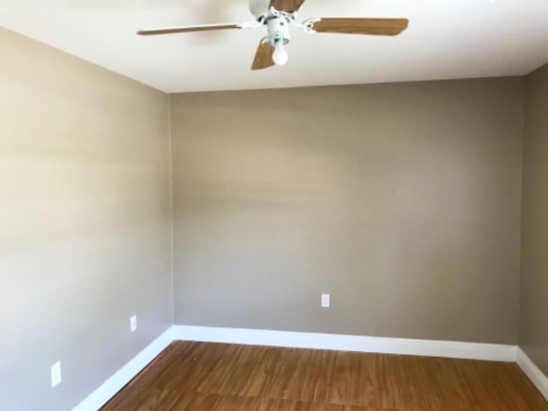 Building Photo - 4911 Catalina Dr