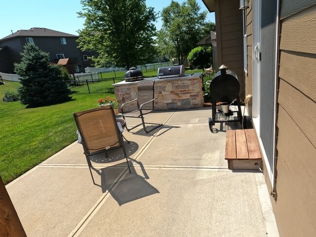 Building Photo - Home For Rent La Vista