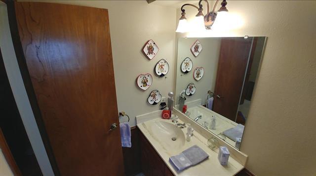 Building Photo - 2721 Knollwood Ct