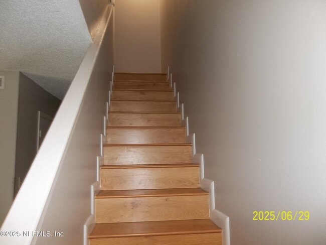 Building Photo - 2300 Twelve Oaks Dr