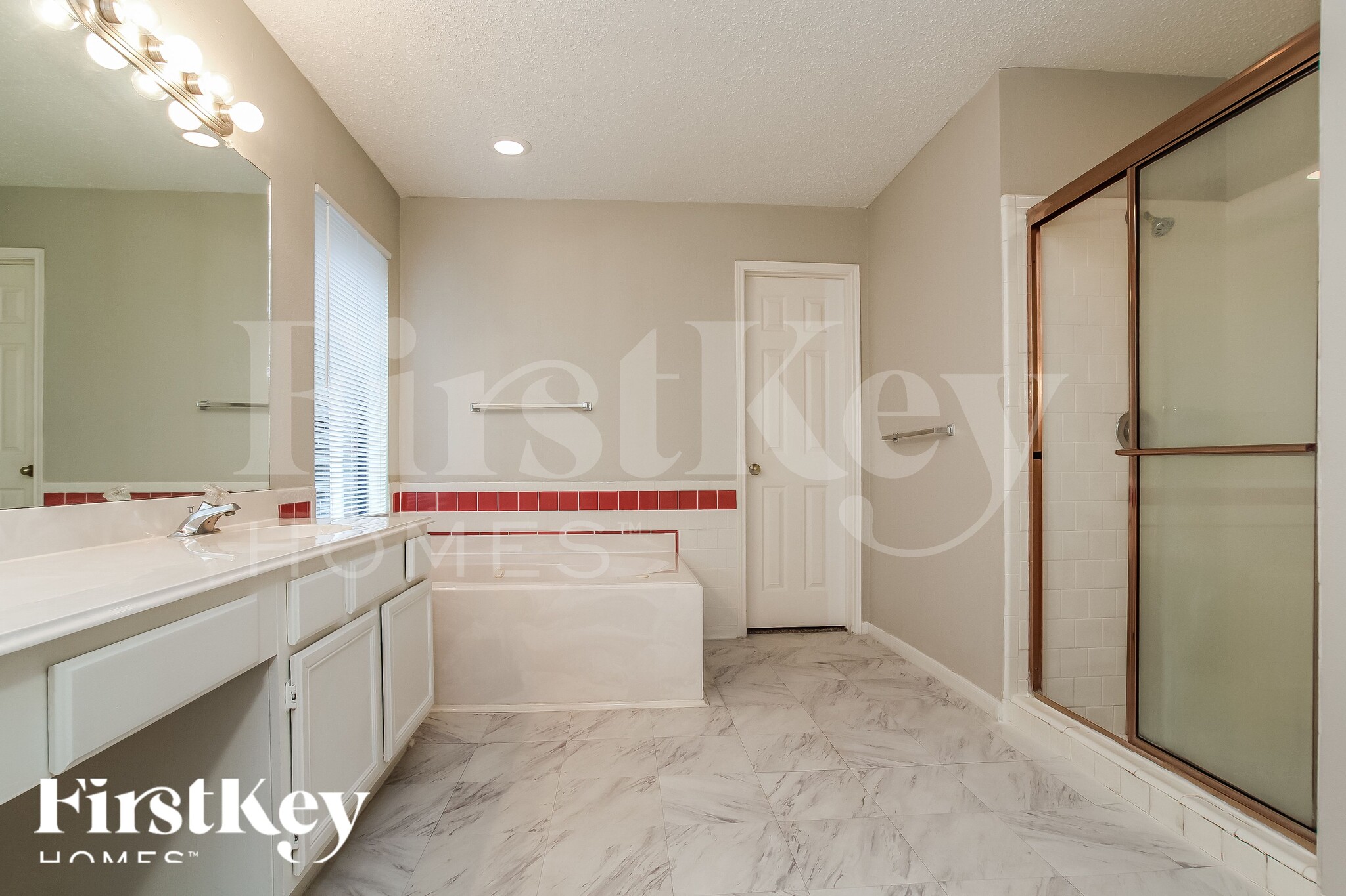 Building Photo - 17026 River Willow Dr