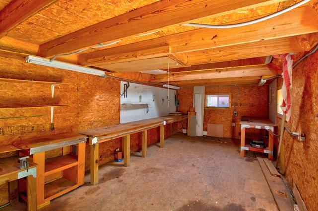 Building Photo - 929 Dodson St