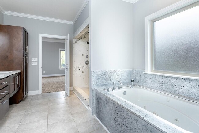 Building Photo - 514 Sapphire Dr