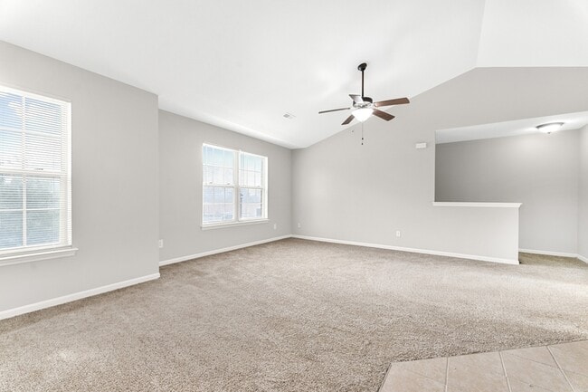 Building Photo - 208 Taddeo Dr