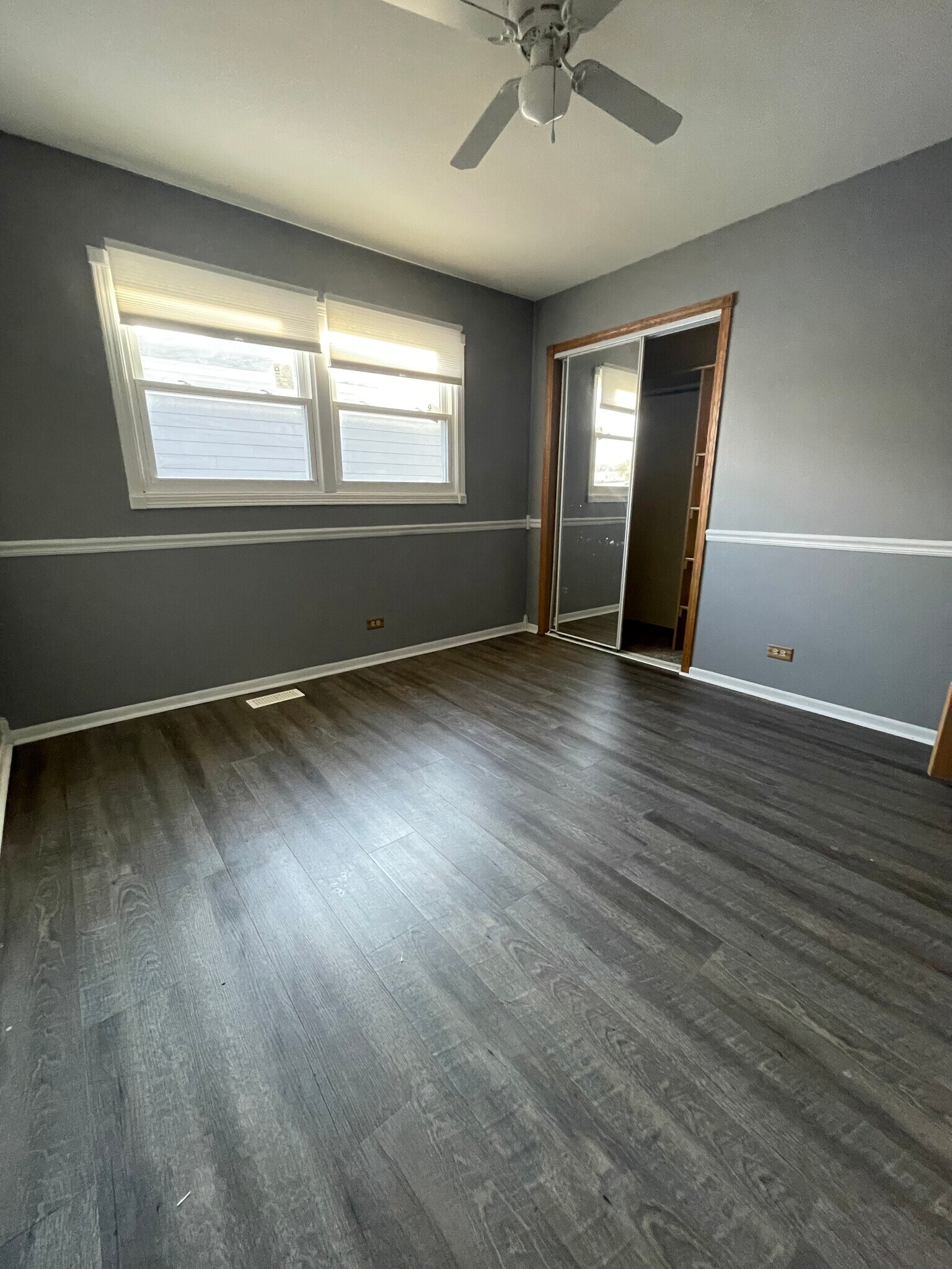 Building Photo - 1105 E Ardyce Ln