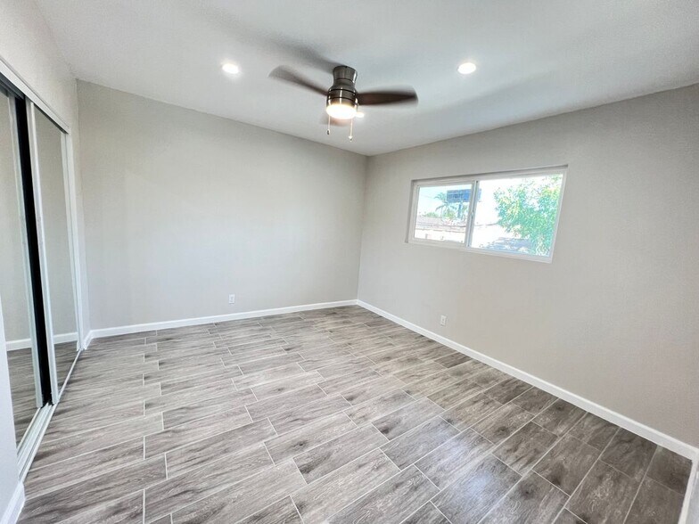 Building Photo - 9025 Mills Ave