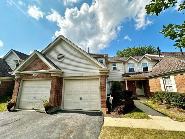 Building Photo - 1226 Clearview Ct