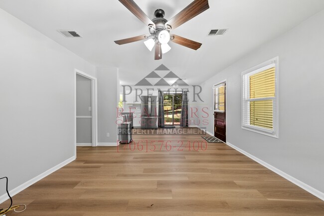 Building Photo - 7621 Melinda Dr