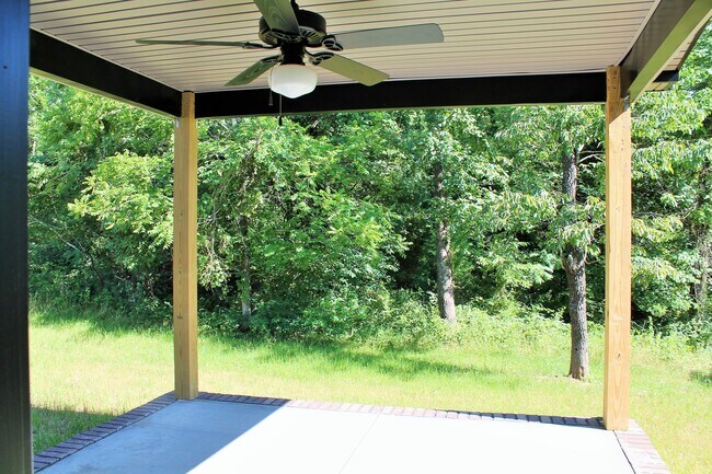 Building Photo - 257 Azalea Dr