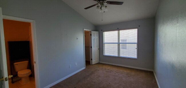 Building Photo - 14105 Christie Dr