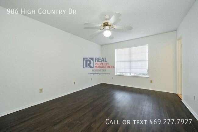 Building Photo - 906 High Country Dr