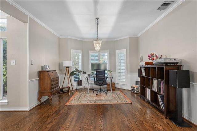 Building Photo - 7924 Vista Ridge Dr N