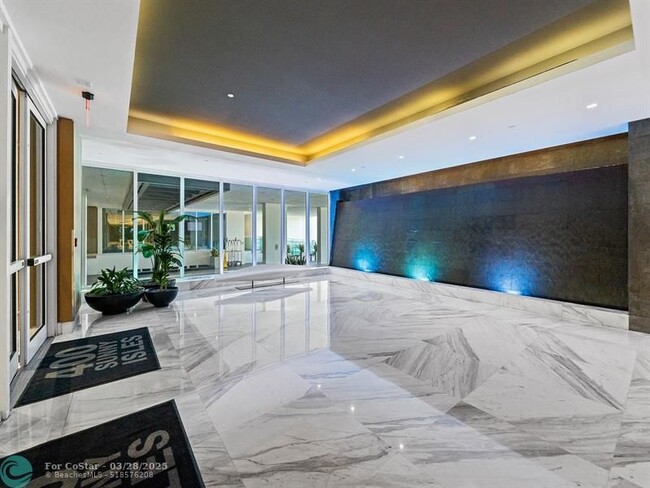 Building Photo - 400 Sunny Isles Blvd