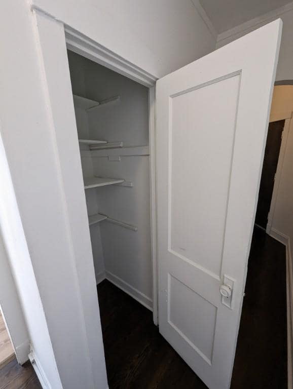 Building Photo - 1 bedroom in CHICAGO IL 60626