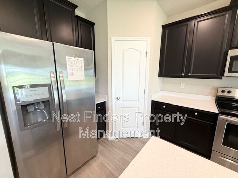 Building Photo - 10169 Powell Creek Ct