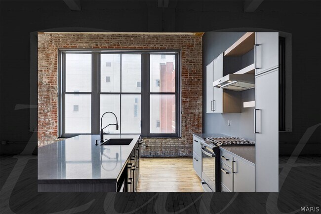 Building Photo - 2647 Locust St