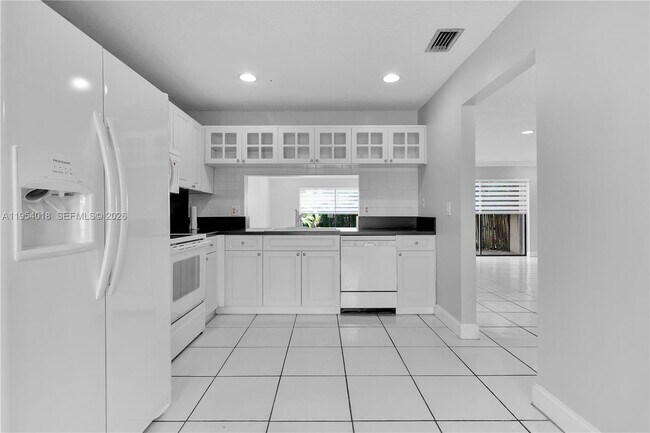 Building Photo - 11668 SW 91st Terrace