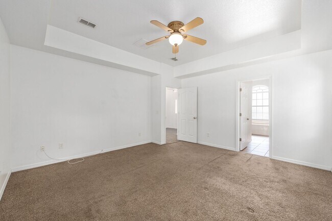 Building Photo - 7860 SW 204th Ave